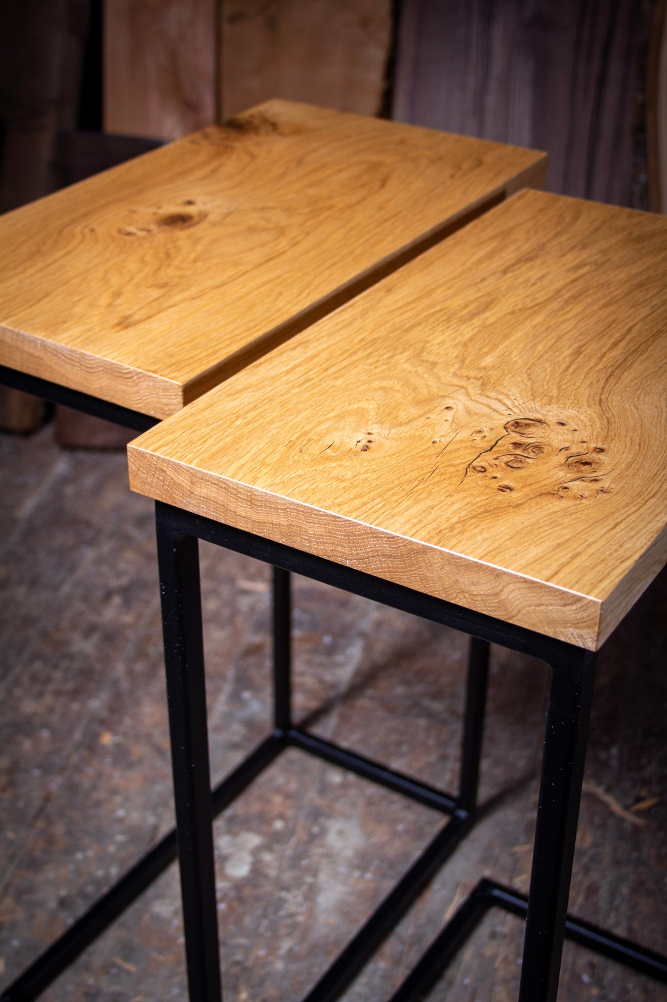 GussHolz - Ihr individueller Esstisch / Couchtisch / Beistelltisch / Tisch aus MünchenBeistelltisch #Epoxidharztisch# #Rivertable# #Tisch# #München#