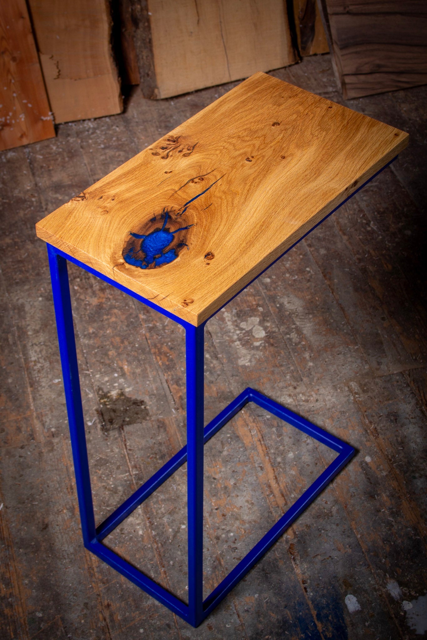 GussHolz - Ihr individueller Esstisch / Couchtisch / Beistelltisch / Tisch aus MünchenBeistelltisch #Epoxidharztisch# #Rivertable# #Tisch# #München#