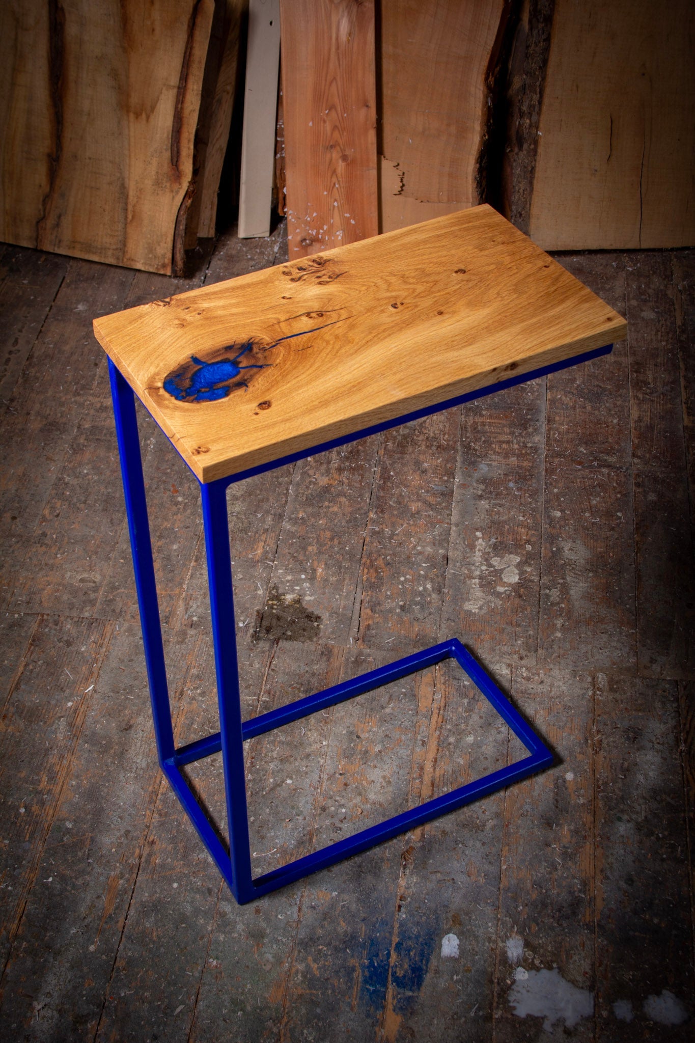 GussHolz - Ihr individueller Esstisch / Couchtisch / Beistelltisch / Tisch aus MünchenBeistelltisch #Epoxidharztisch# #Rivertable# #Tisch# #München#