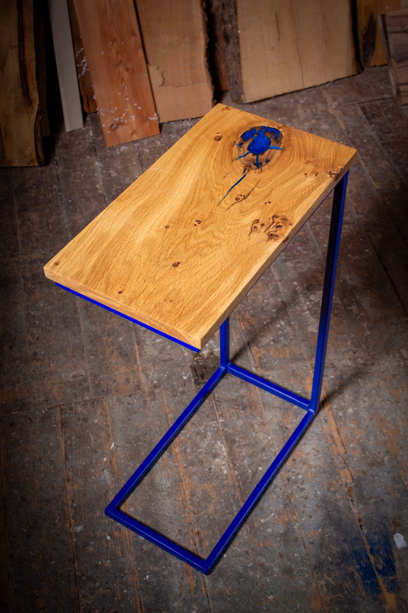 GussHolz - Ihr individueller Esstisch / Couchtisch / Beistelltisch / Tisch aus MünchenBeistelltisch #Epoxidharztisch# #Rivertable# #Tisch# #München#