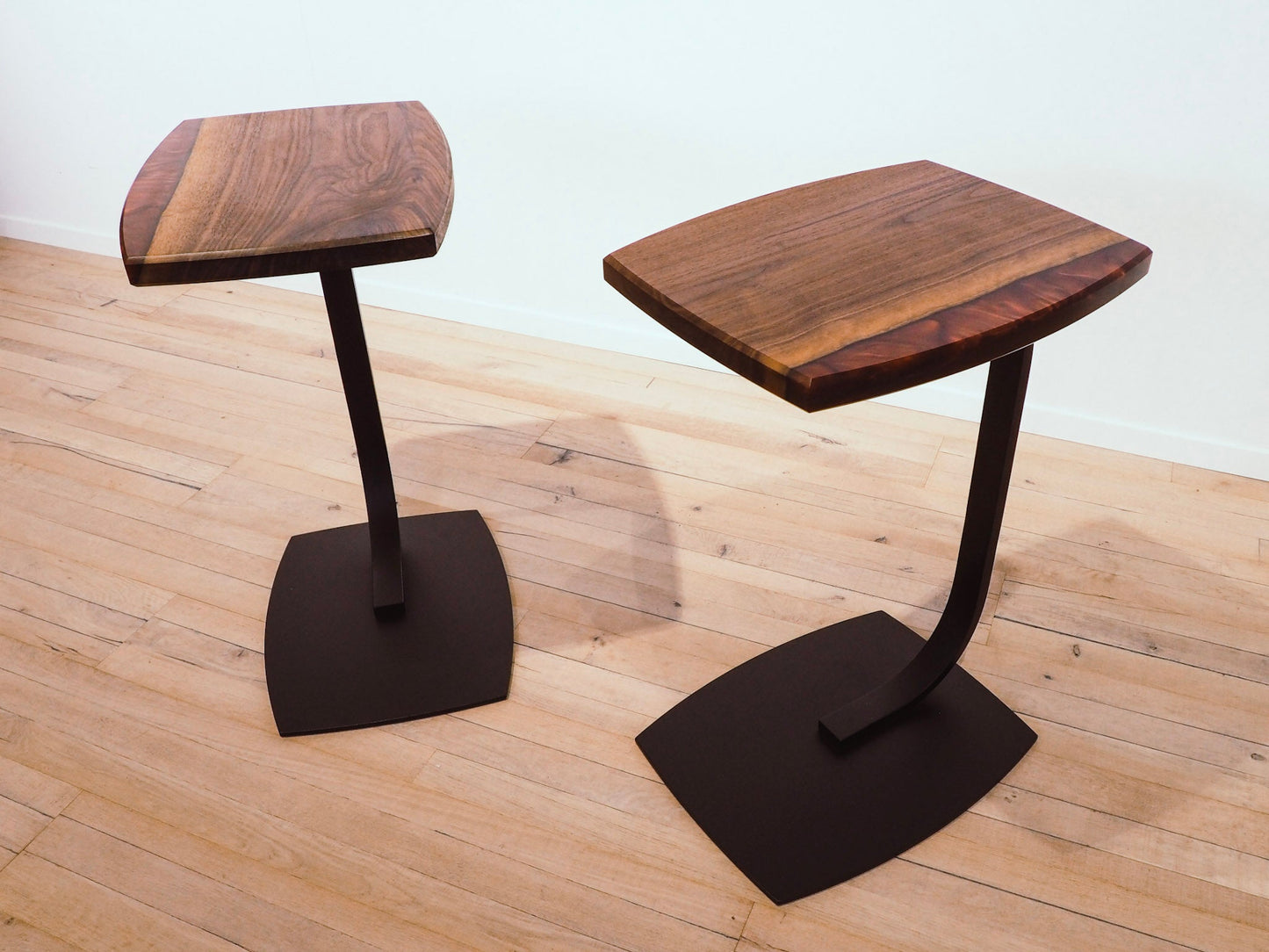 GussHolz - Ihr individueller Esstisch / Couchtisch / Beistelltisch / Tisch aus MünchenCouchtisch #Epoxidharztisch# #Rivertable# #Tisch# #München#