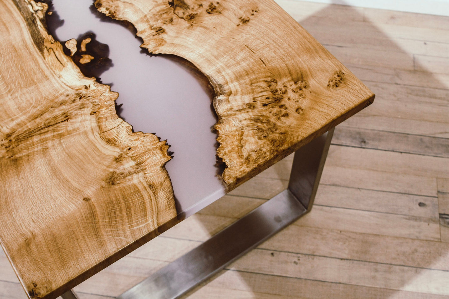 GussHolz - Ihr individueller Esstisch / Couchtisch / Beistelltisch / Tisch aus MünchenCouchtisch #Epoxidharztisch# #Rivertable# #Tisch# #München#
