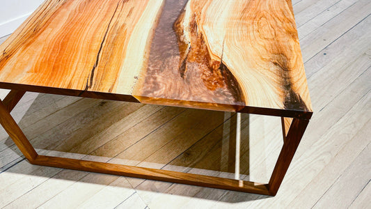 GussHolz - Ihr individueller Esstisch / Couchtisch / Beistelltisch / Tisch aus MünchenCouchtisch #Epoxidharztisch# #Rivertable# #Tisch# #München#