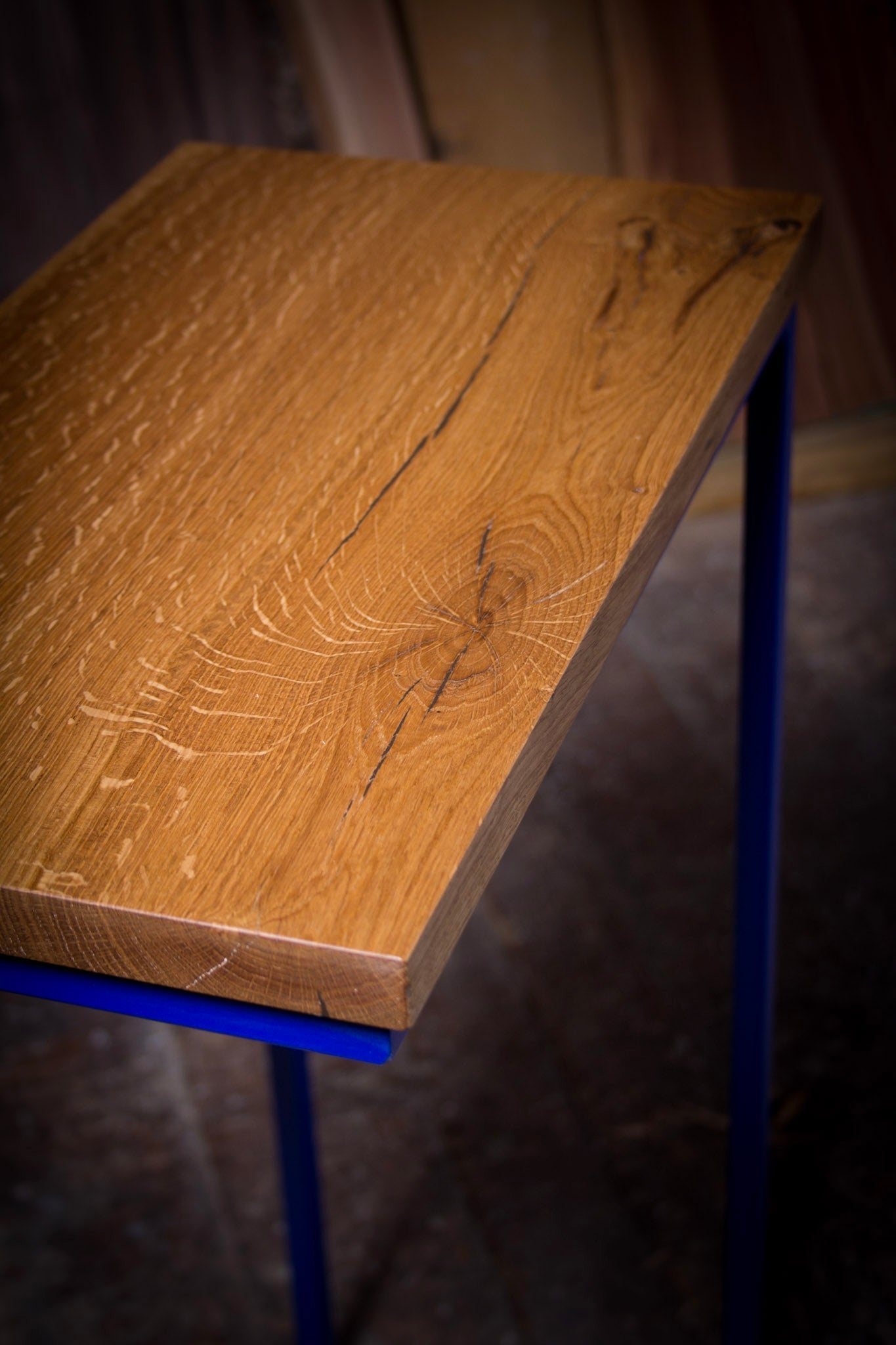 GussHolz - Massivholztische / Rivertable / Epoxidharztische in der Nähe von München kaufenBeistelltisch #Epoxidharztisch# #Rivertable# #Massivholztisch# #München#