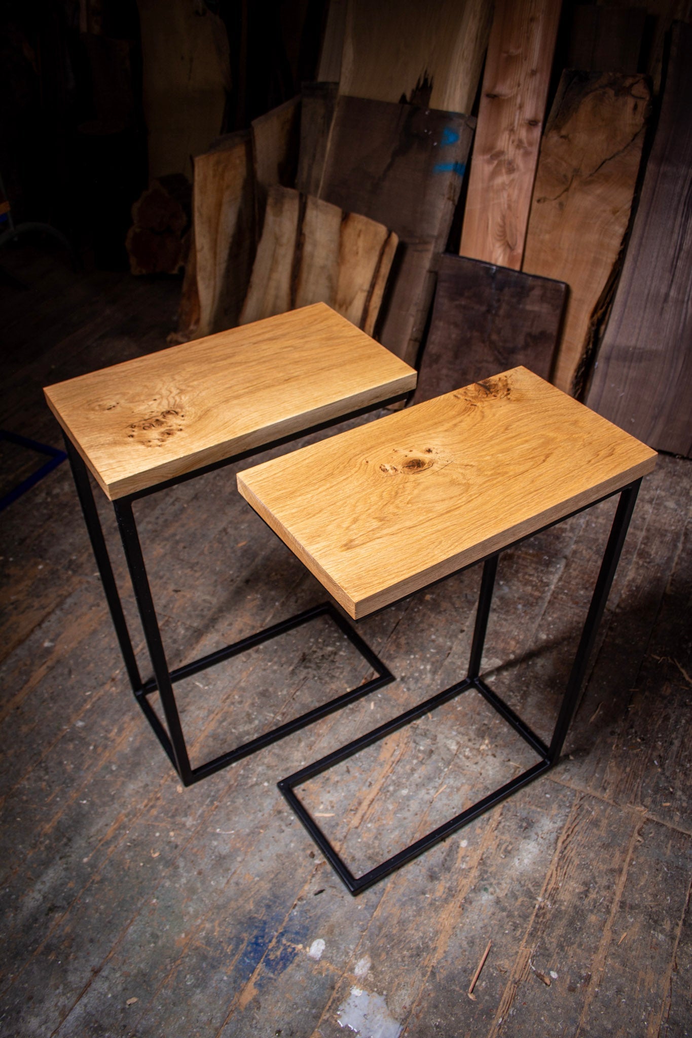 GussHolz - Ihr individueller Esstisch / Couchtisch / Beistelltisch / Tisch aus MünchenBeistelltisch #Epoxidharztisch# #Rivertable# #Tisch# #München#