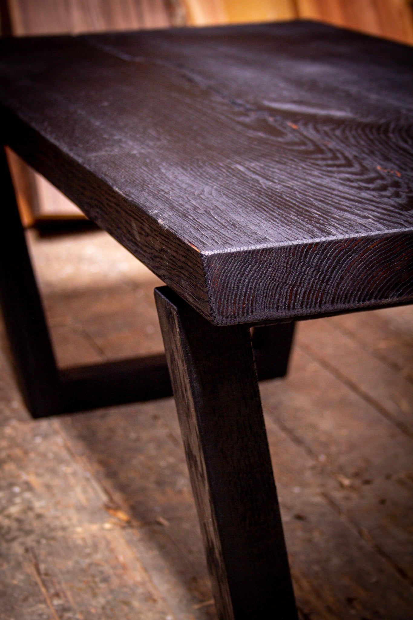 GussHolz - Ihr individueller Esstisch / Couchtisch / Beistelltisch / Tisch aus MünchenCouchtisch #Epoxidharztisch# #Rivertable# #Tisch# #München#