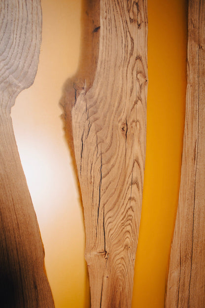 GussHolz - Ihr individueller Esstisch / Couchtisch / Beistelltisch / Tisch aus MünchenSchiebetür #Epoxidharztisch# #Rivertable# #Tisch# #München#