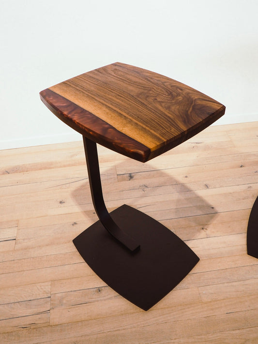 GussHolz - Ihr individueller Esstisch / Couchtisch / Beistelltisch / Tisch aus MünchenCouchtisch #Epoxidharztisch# #Rivertable# #Tisch# #München#