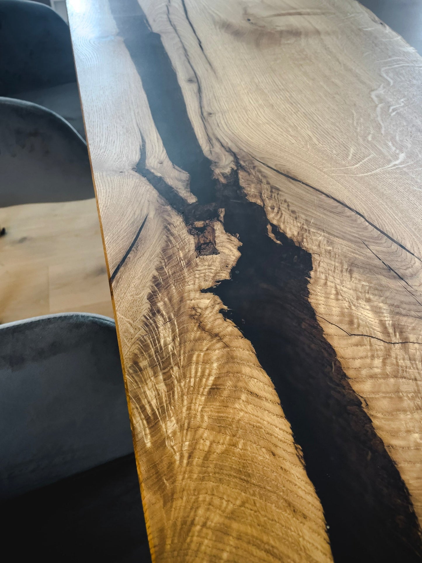 GussHolz - Massivholztische / Rivertable / Epoxidharztische in der Nähe von München kaufenEsstisch #Epoxidharztisch# #Rivertable# #Massivholztisch# #München#