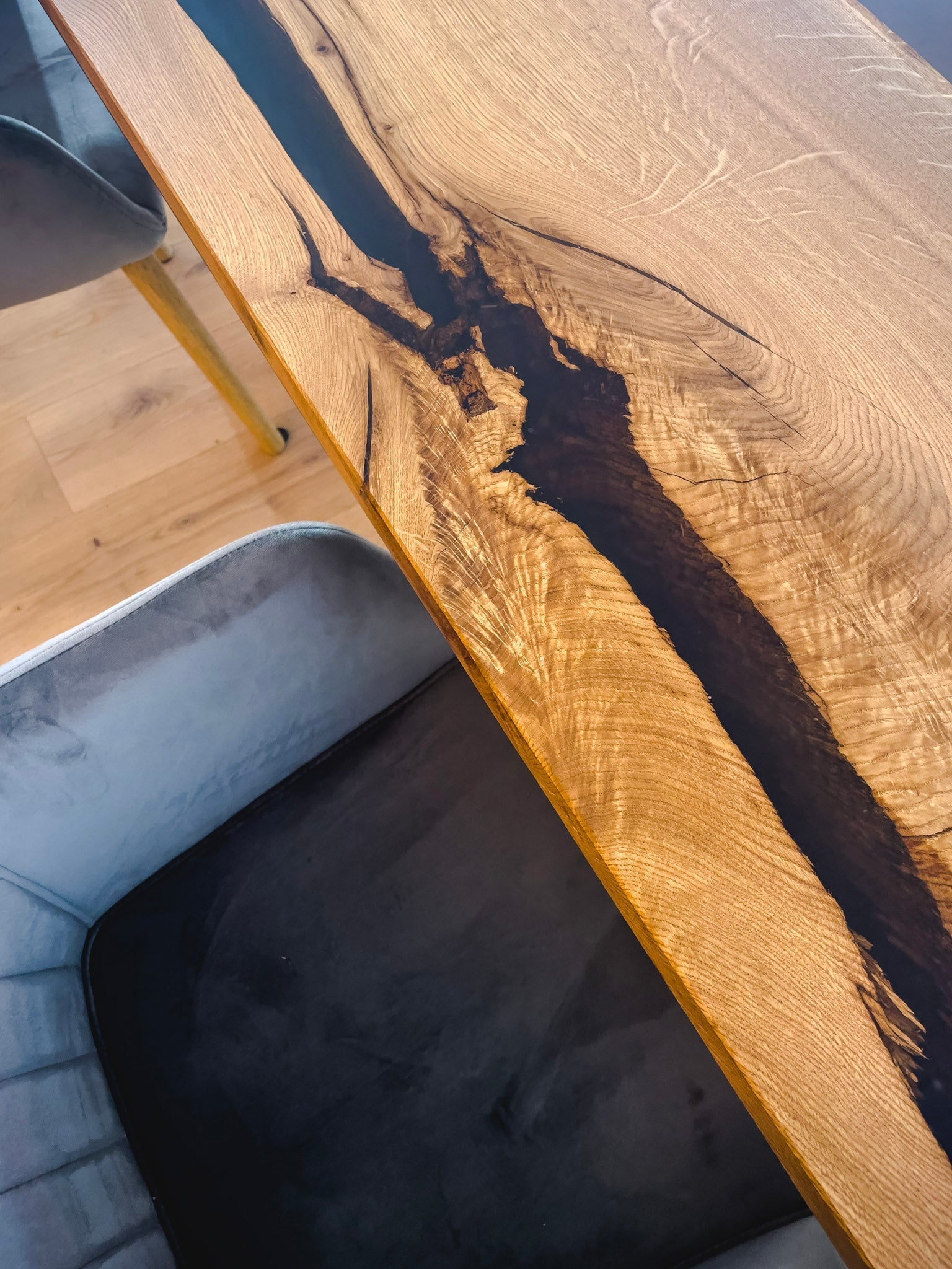GussHolz - Massivholztische / Rivertable / Epoxidharztische in der Nähe von München kaufenEsstisch #Epoxidharztisch# #Rivertable# #Massivholztisch# #München#