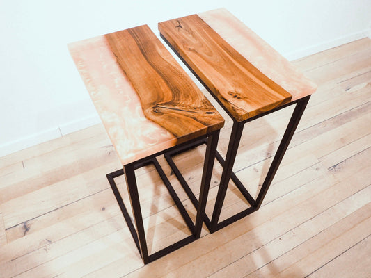 GussHolz - Ihr individueller Esstisch / Couchtisch / Beistelltisch / Tisch aus MünchenBeistelltisch #Epoxidharztisch# #Rivertable# #Tisch# #München#